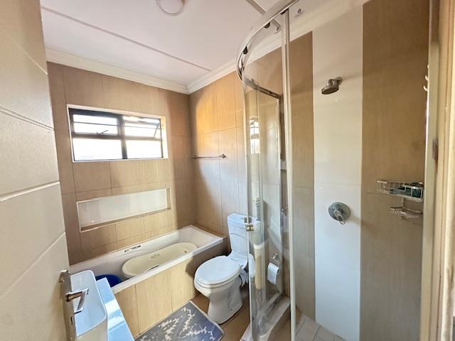 3 Bedroom Property for Sale in Annlin Gauteng