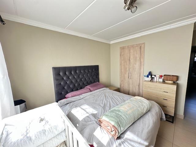 3 Bedroom Property for Sale in Annlin Gauteng