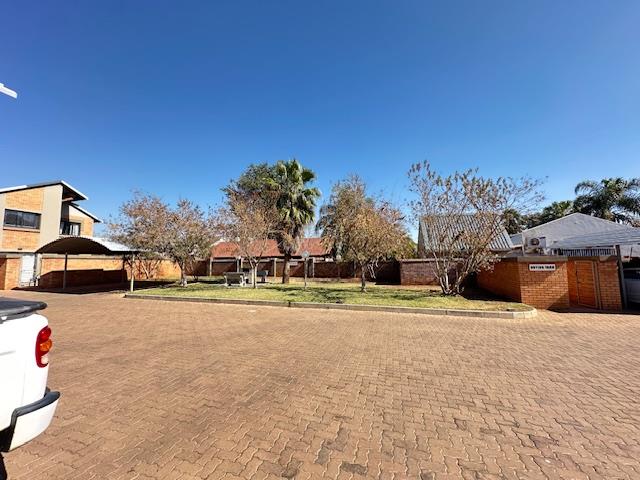 3 Bedroom Property for Sale in Annlin Gauteng