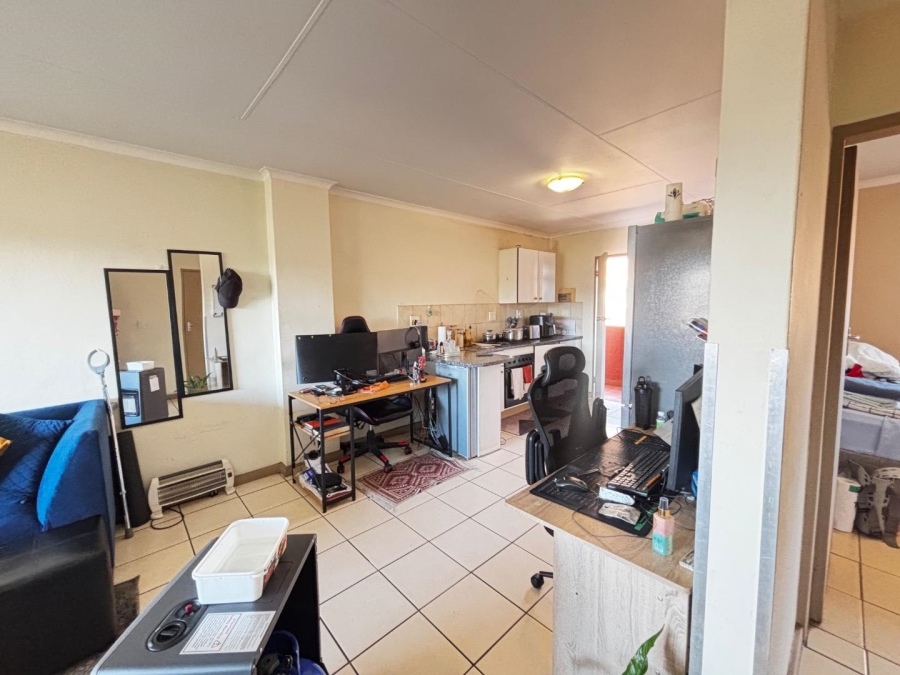2 Bedroom Property for Sale in Zwartkop Gauteng