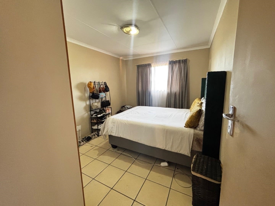 2 Bedroom Property for Sale in Zwartkop Gauteng