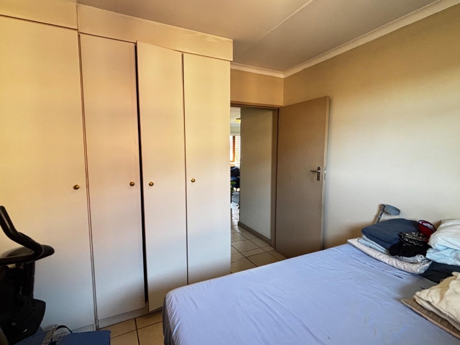 2 Bedroom Property for Sale in Zwartkop Gauteng