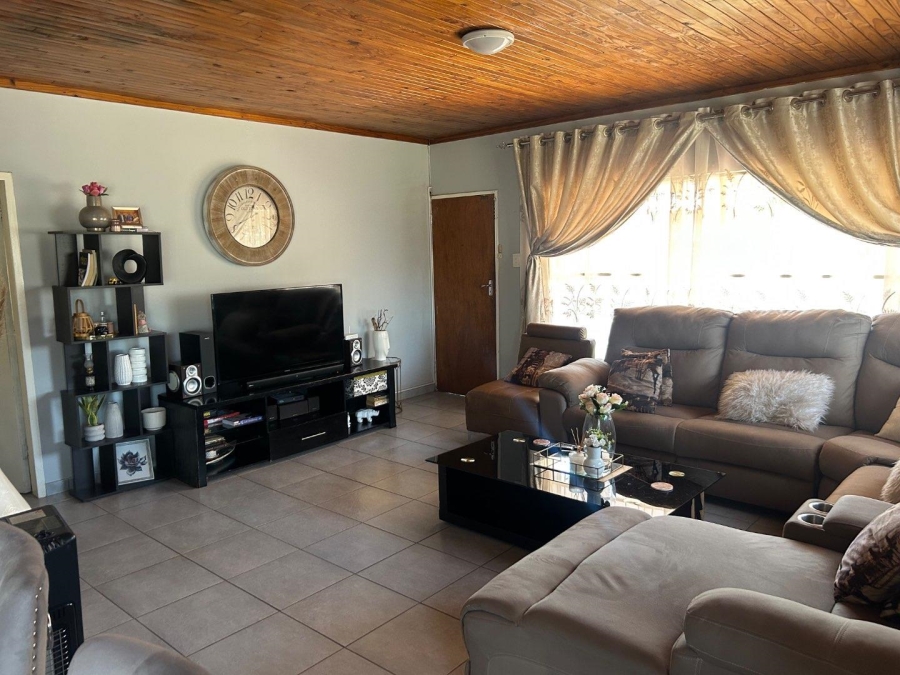 4 Bedroom Property for Sale in Booysens Gauteng
