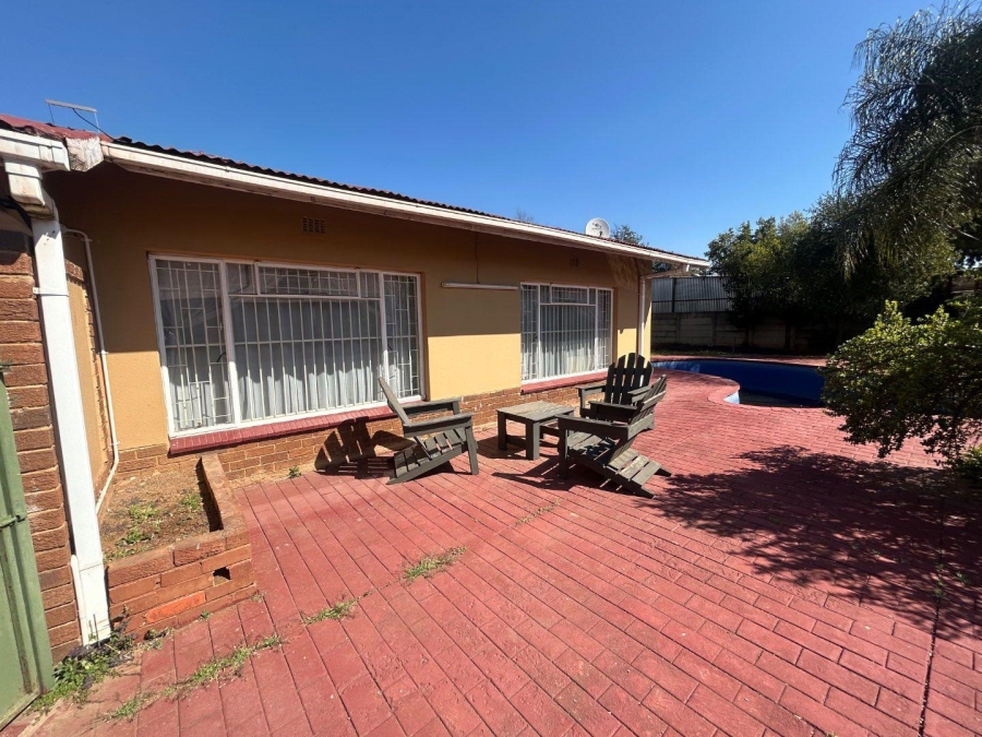 4 Bedroom Property for Sale in Booysens Gauteng