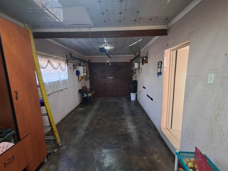 4 Bedroom Property for Sale in Tembisa Gauteng