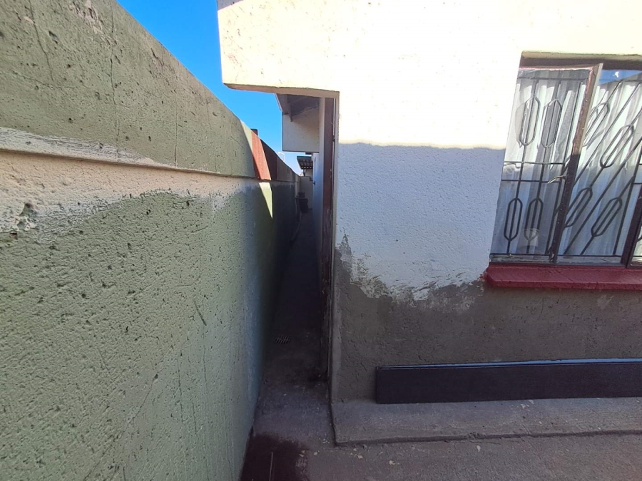 4 Bedroom Property for Sale in Tembisa Gauteng