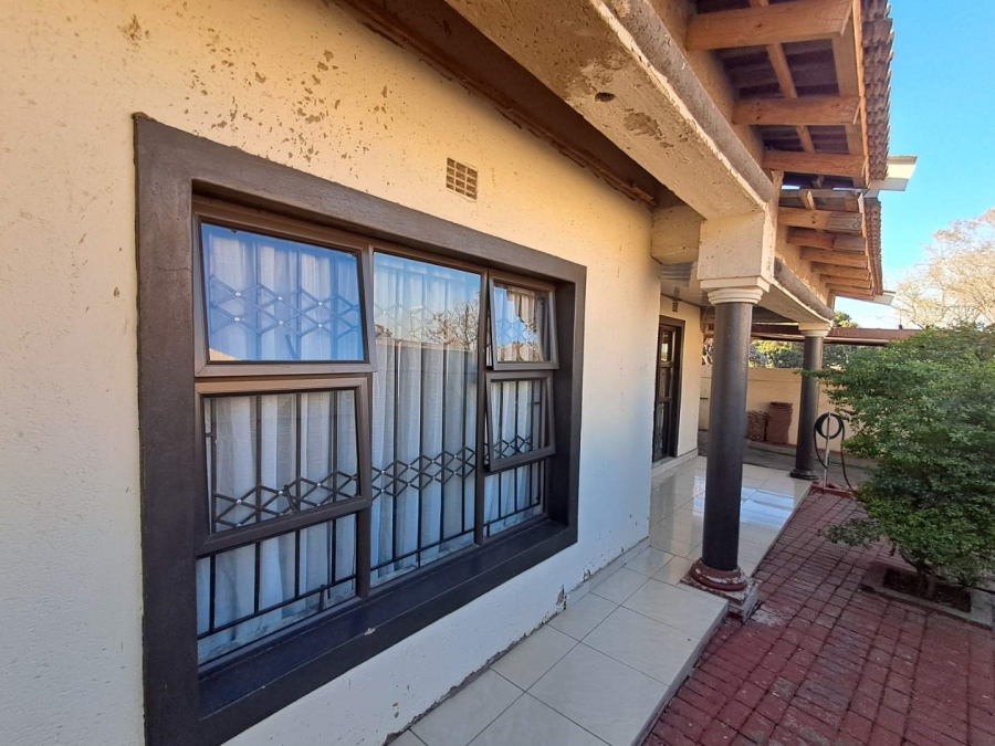 4 Bedroom Property for Sale in Tembisa Gauteng