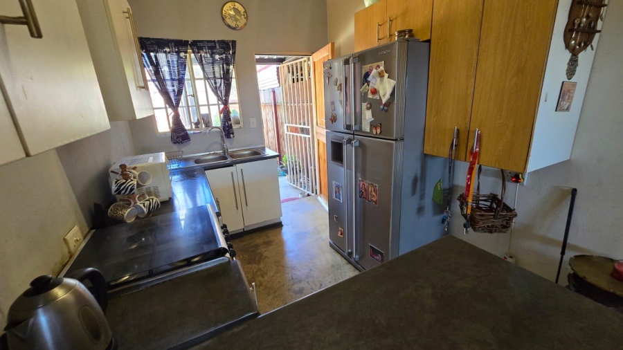 To Let 2 Bedroom Property for Rent in Monavoni A H Gauteng