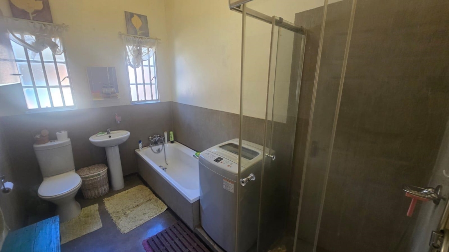To Let 2 Bedroom Property for Rent in Monavoni A H Gauteng