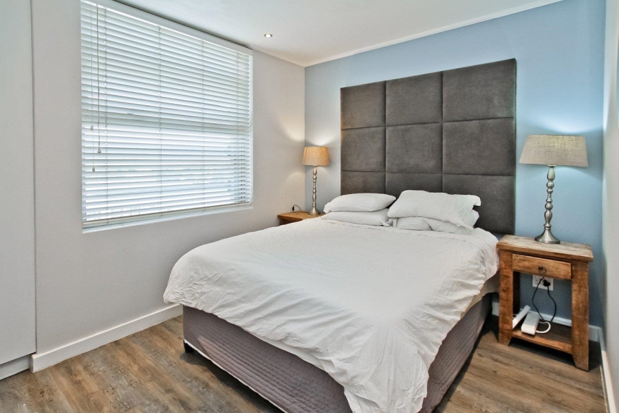 To Let 2 Bedroom Property for Rent in Rosebank Gauteng