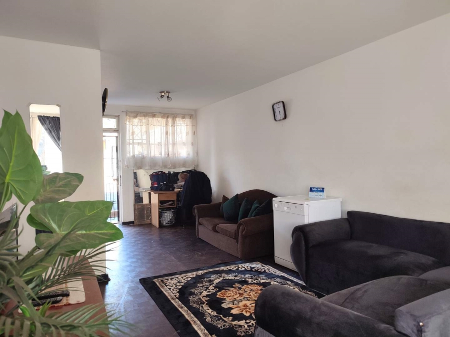 1 Bedroom Property for Sale in Windsor Gauteng