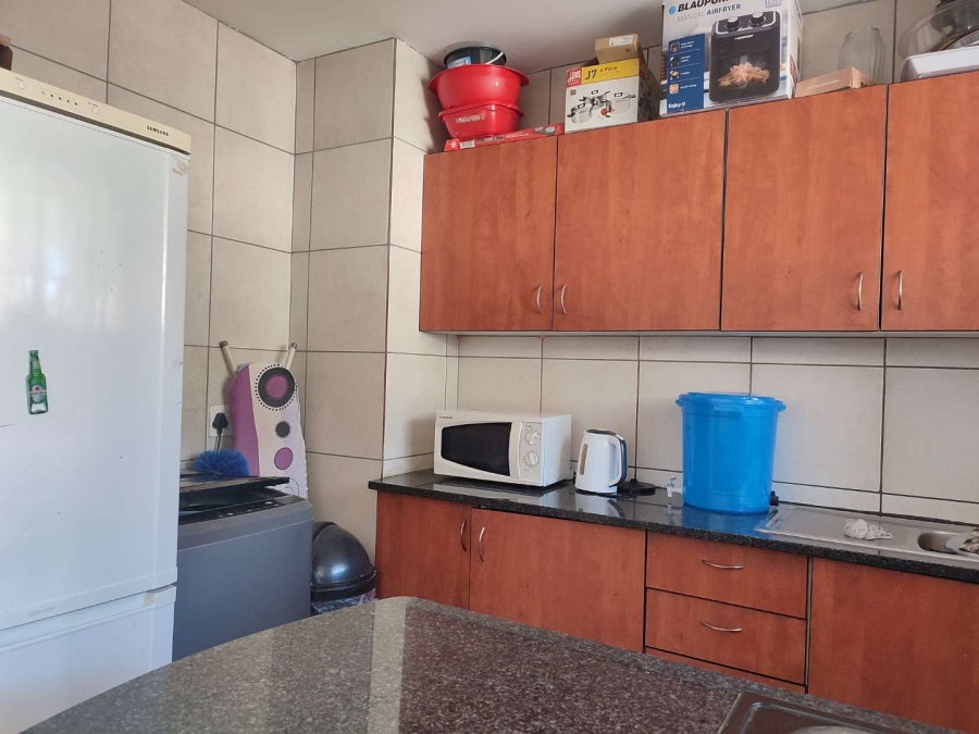 1 Bedroom Property for Sale in Windsor Gauteng