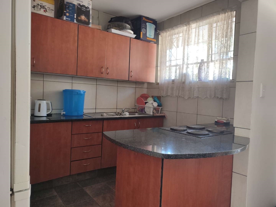 1 Bedroom Property for Sale in Windsor Gauteng