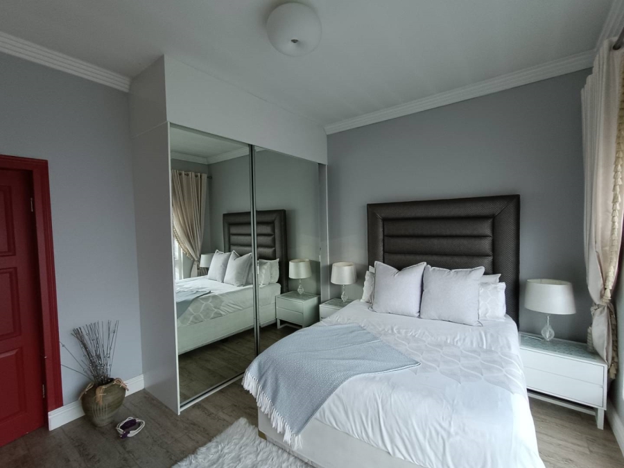 5 Bedroom Property for Sale in Midstream Estate Gauteng