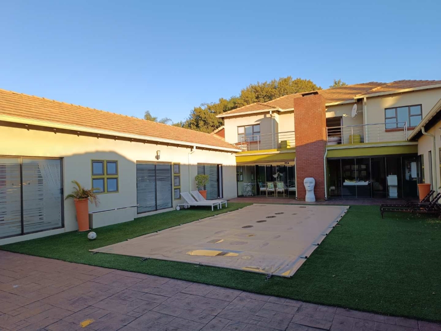 5 Bedroom Property for Sale in Midstream Estate Gauteng