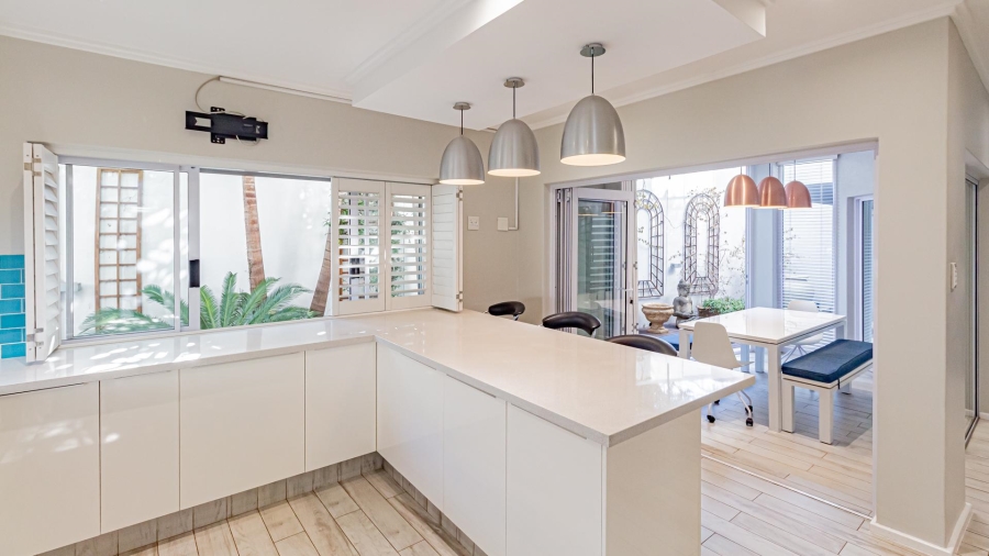 3 Bedroom Property for Sale in Bryanston Gauteng