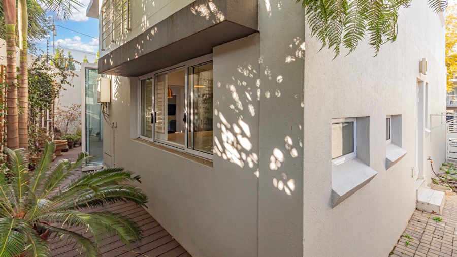 3 Bedroom Property for Sale in Bryanston Gauteng