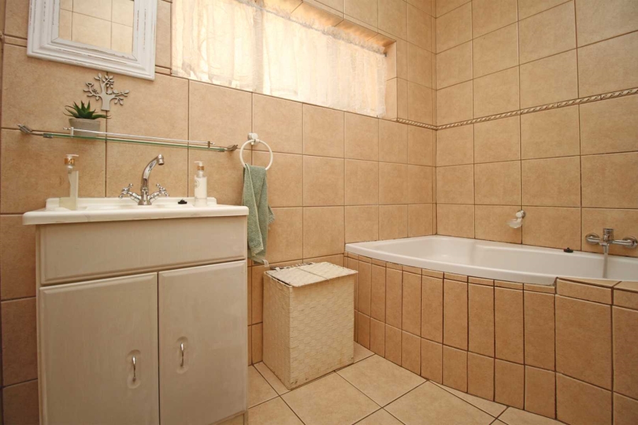 3 Bedroom Property for Sale in Homelake Gauteng