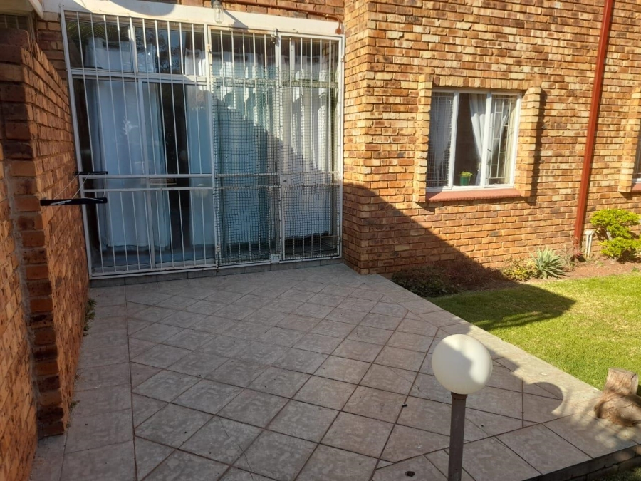 2 Bedroom Property for Sale in Centurion Central Gauteng