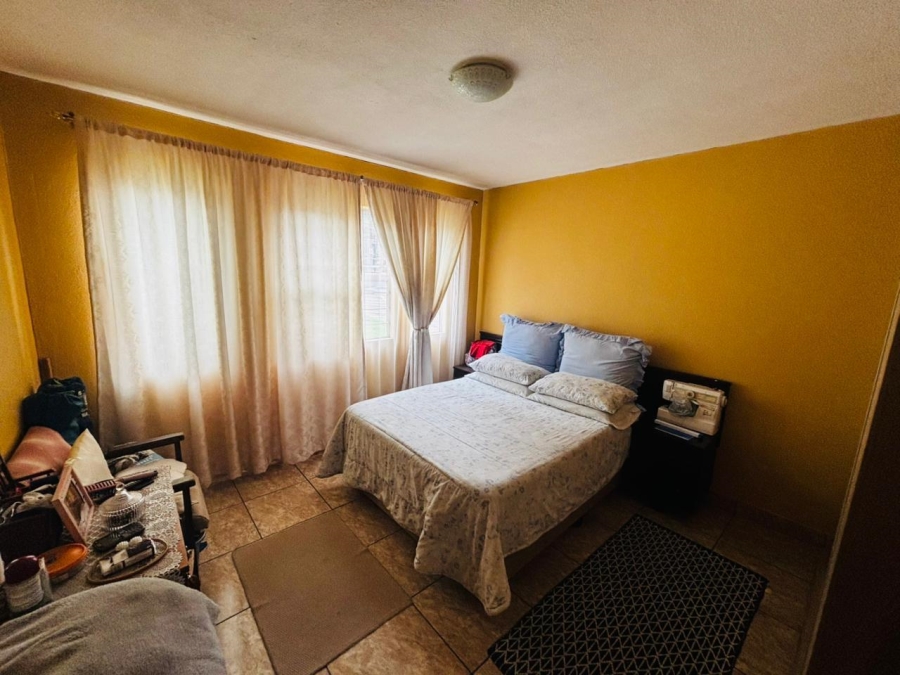 2 Bedroom Property for Sale in Ridgeway Gauteng