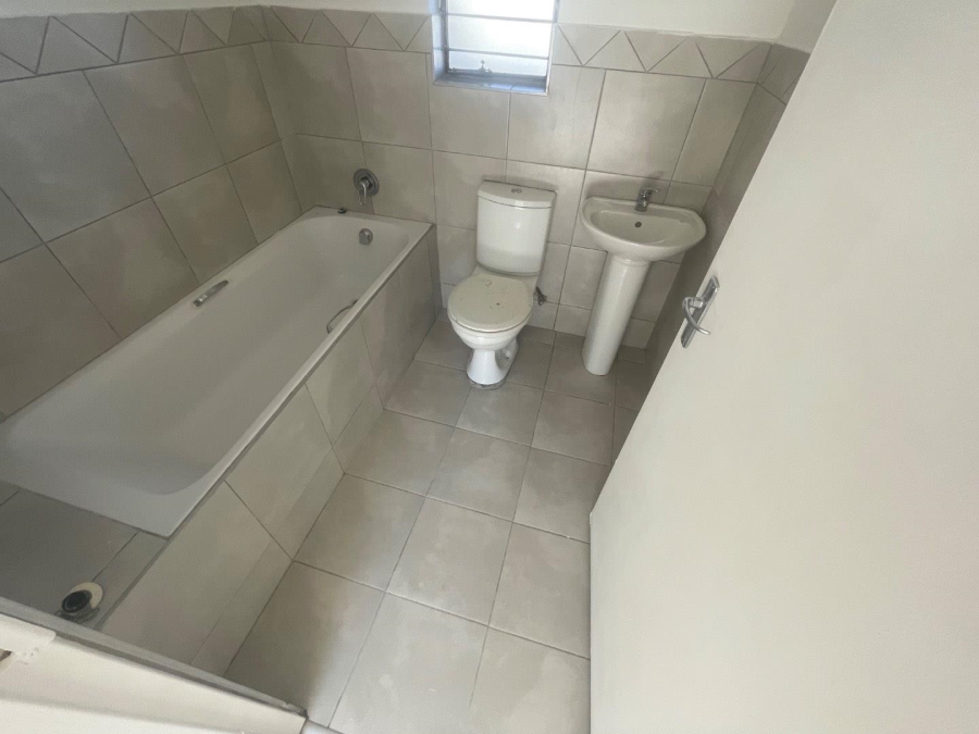 1 Bedroom Property for Sale in Esther Park Gauteng