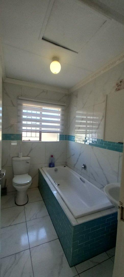 3 Bedroom Property for Sale in Protea Glen Gauteng