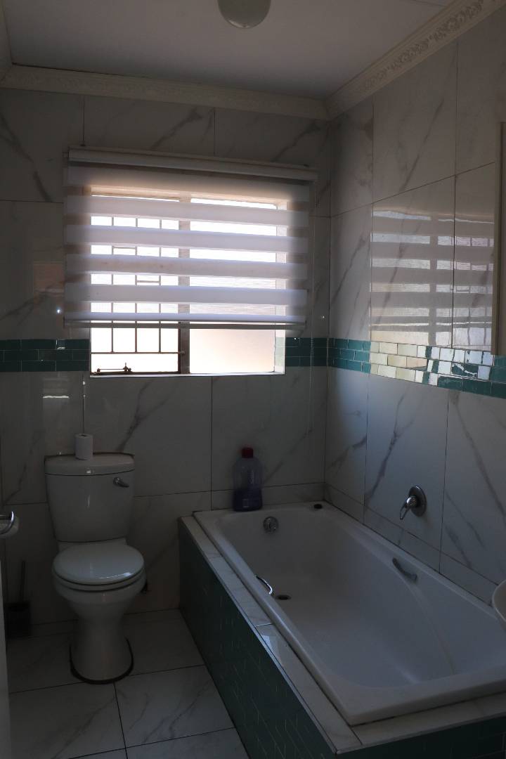 3 Bedroom Property for Sale in Protea Glen Gauteng