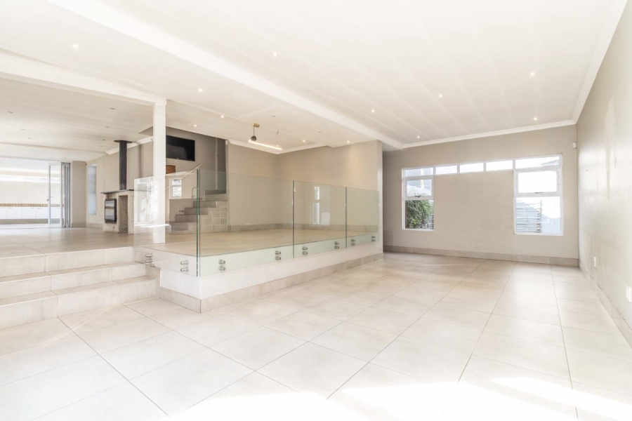 5 Bedroom Property for Sale in Rivonia Gauteng