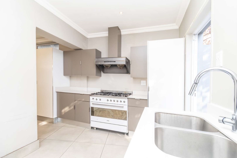 5 Bedroom Property for Sale in Rivonia Gauteng