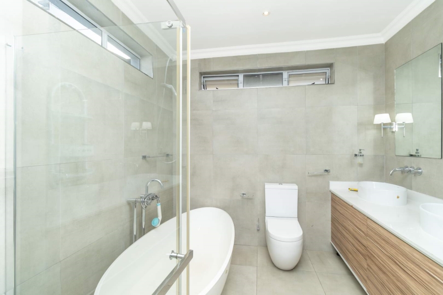 5 Bedroom Property for Sale in Rivonia Gauteng