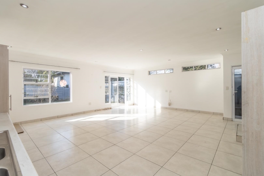 5 Bedroom Property for Sale in Rivonia Gauteng
