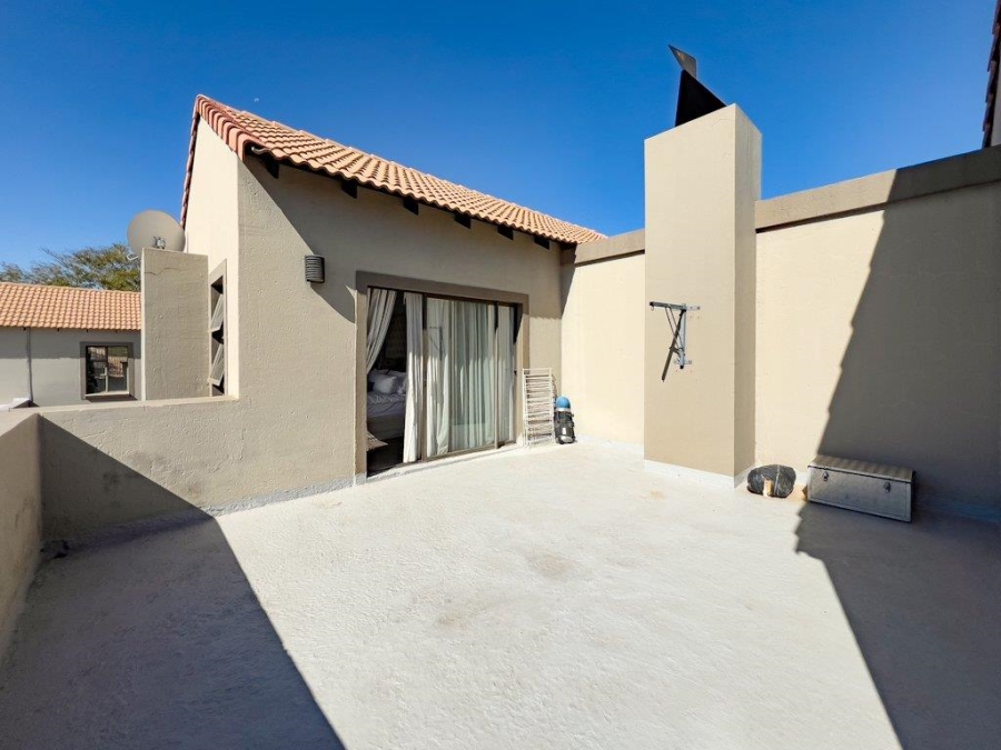 4 Bedroom Property for Sale in Midstream Estate Gauteng