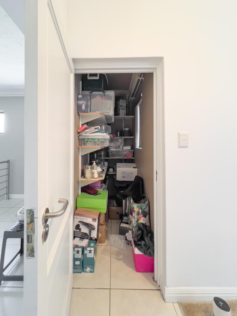 4 Bedroom Property for Sale in Midstream Estate Gauteng