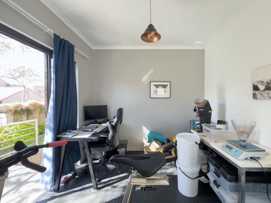 4 Bedroom Property for Sale in Midstream Estate Gauteng