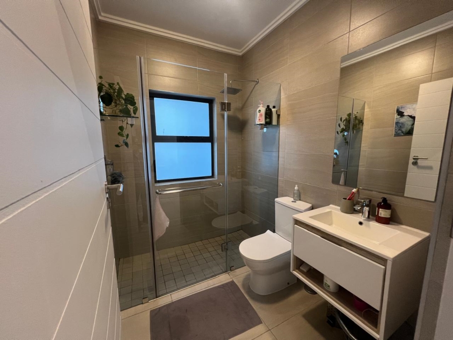 To Let 2 Bedroom Property for Rent in Bryanston Gauteng