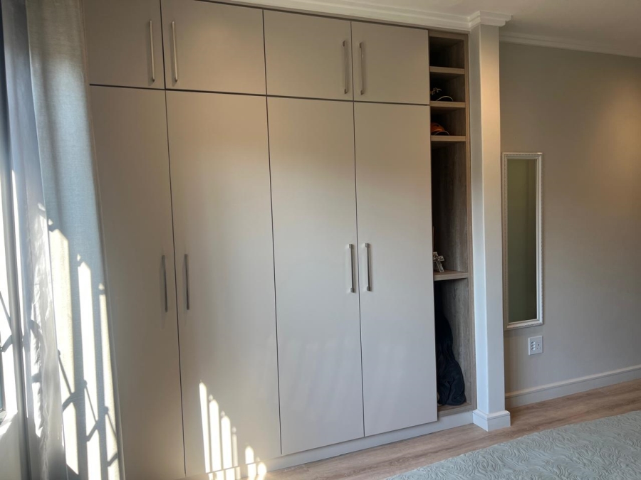 To Let 2 Bedroom Property for Rent in Bryanston Gauteng