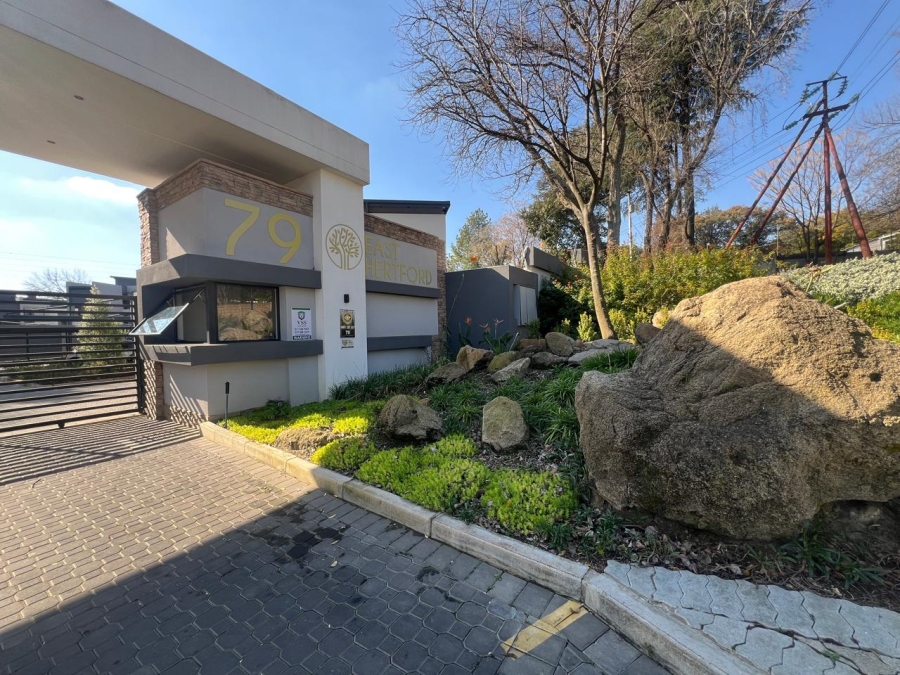 To Let 2 Bedroom Property for Rent in Bryanston Gauteng