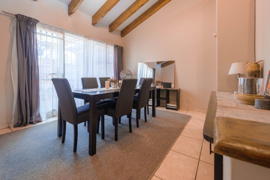 3 Bedroom Property for Sale in Garsfontein Gauteng