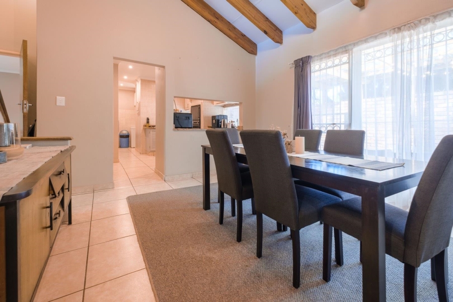 3 Bedroom Property for Sale in Garsfontein Gauteng