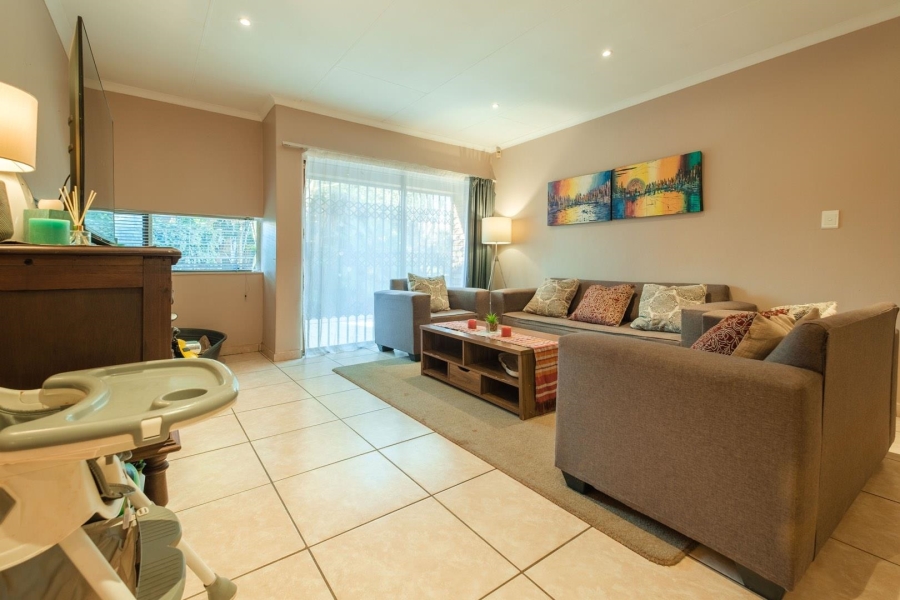 3 Bedroom Property for Sale in Garsfontein Gauteng