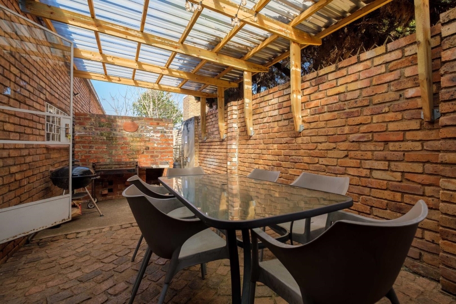 3 Bedroom Property for Sale in Garsfontein Gauteng