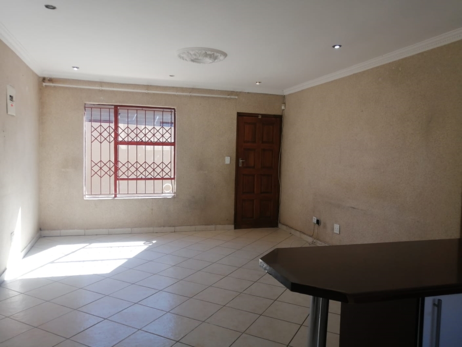 3 Bedroom Property for Sale in Alveda Park Gauteng