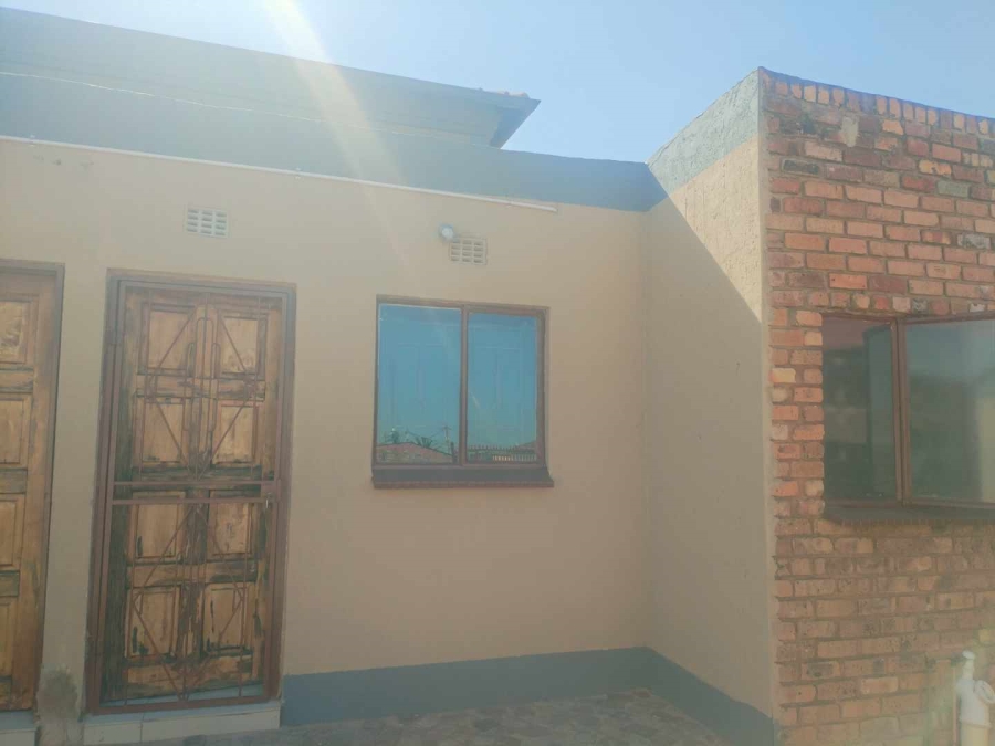 To Let 1 Bedroom Property for Rent in Nellmapius Gauteng