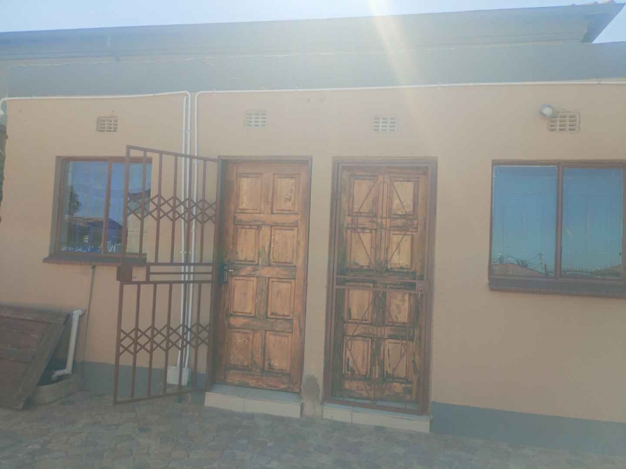 To Let 1 Bedroom Property for Rent in Nellmapius Gauteng