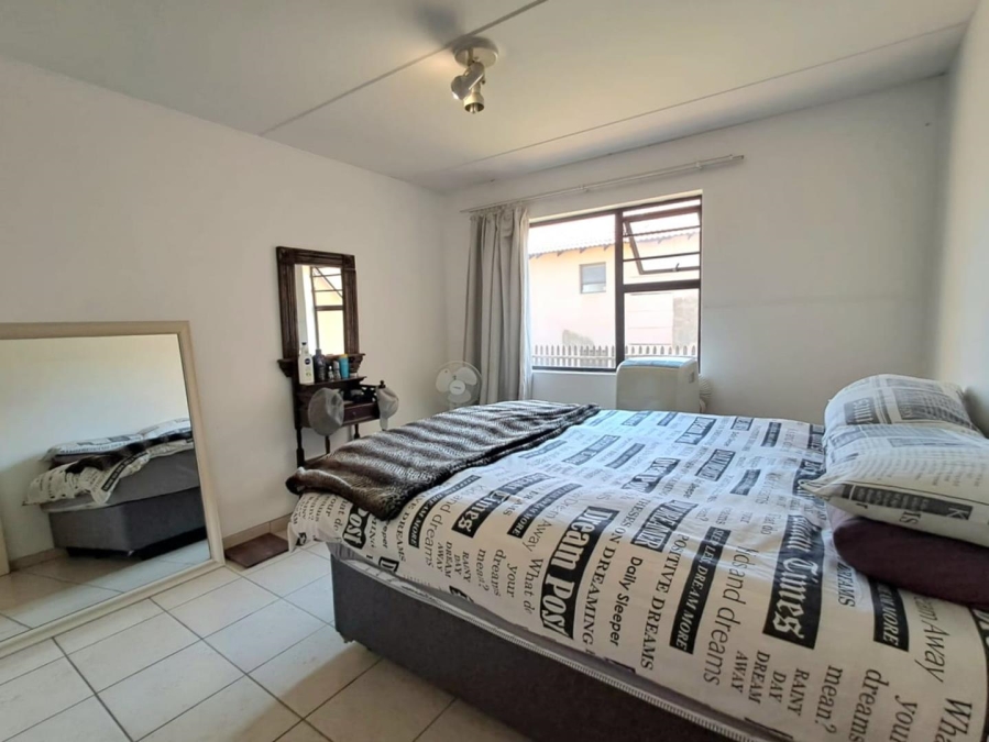 2 Bedroom Property for Sale in Noordhang Gauteng