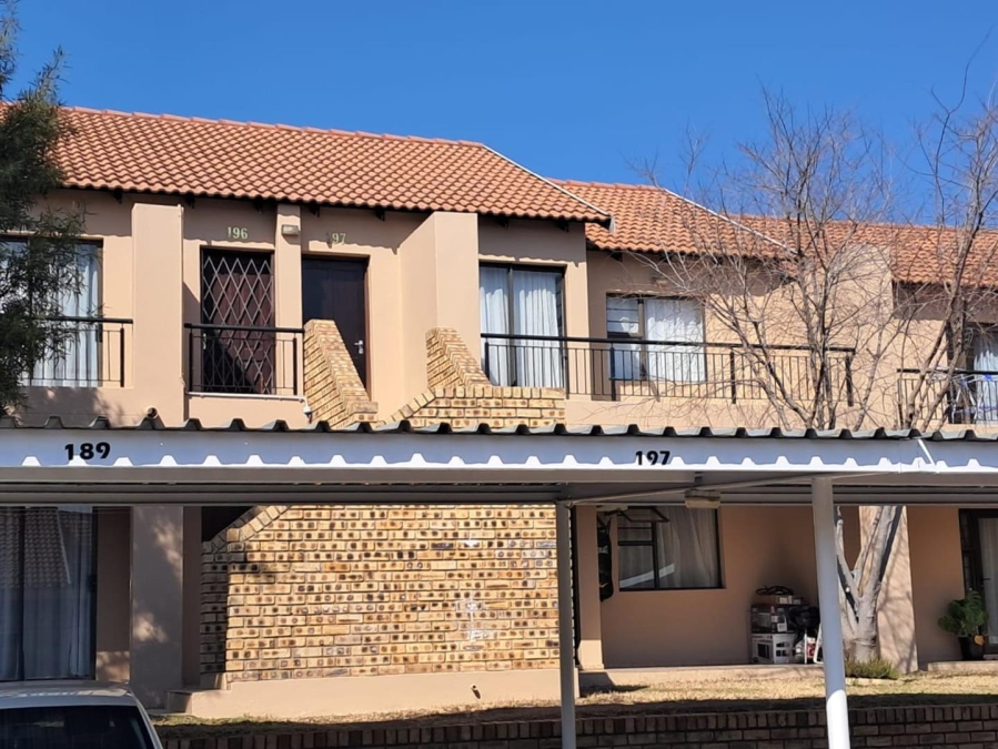 2 Bedroom Property for Sale in Noordhang Gauteng