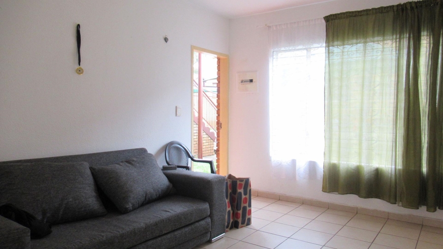 2 Bedroom Property for Sale in Meredale Gauteng