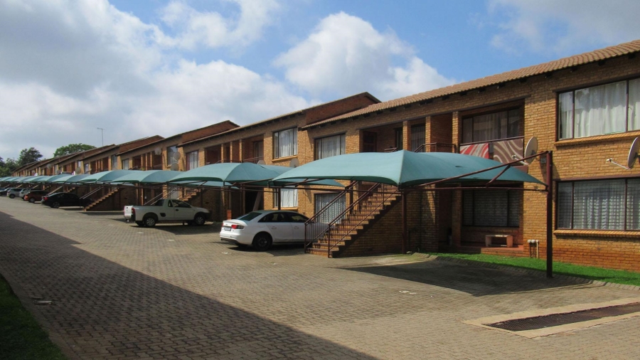 2 Bedroom Property for Sale in Meredale Gauteng