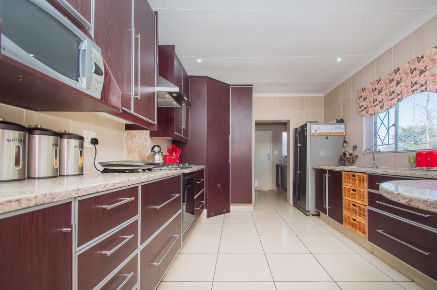 3 Bedroom Property for Sale in Monument Gauteng