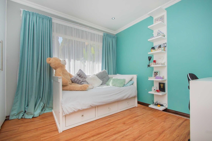 3 Bedroom Property for Sale in Monument Gauteng